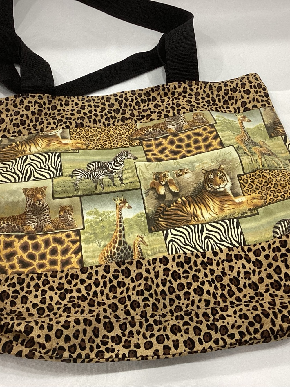 Wildlife Print Leopard Tote Bag in Brown